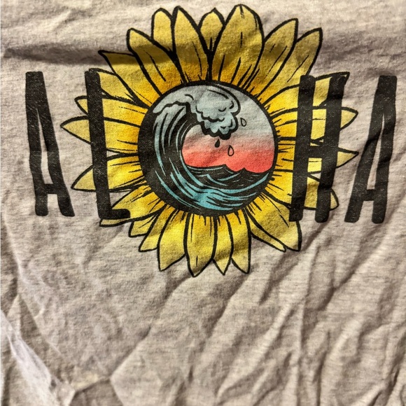 Aloha Sunflower Graphic Tee - Picture 3 of 4